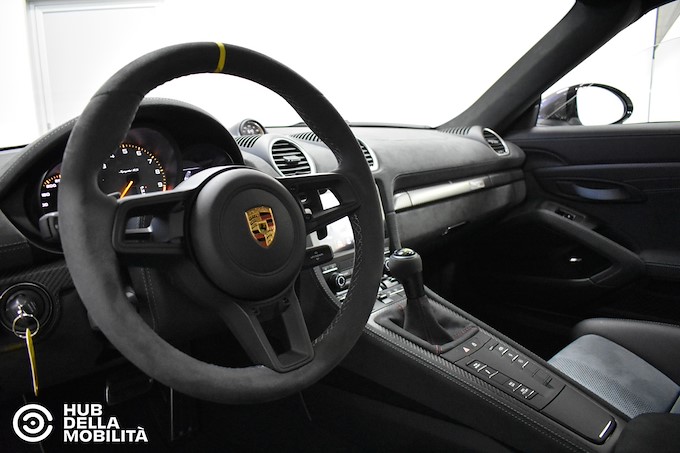 PORSCHE 718 Spyder RS